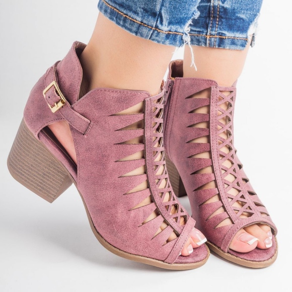 Shoes - VICTORIA Cut Out Bootie - ROSE TAUPE